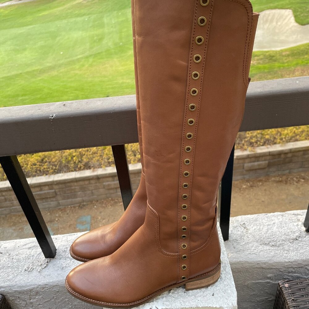 NWOT Micheal Kors ~ Dora Grommet Tall Leather Boot ~ 9.5 ~ - Picture 5 of 15